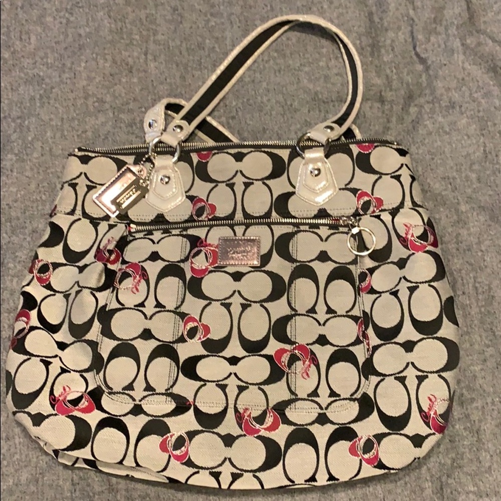 Coach large tote approx 16x4x14
